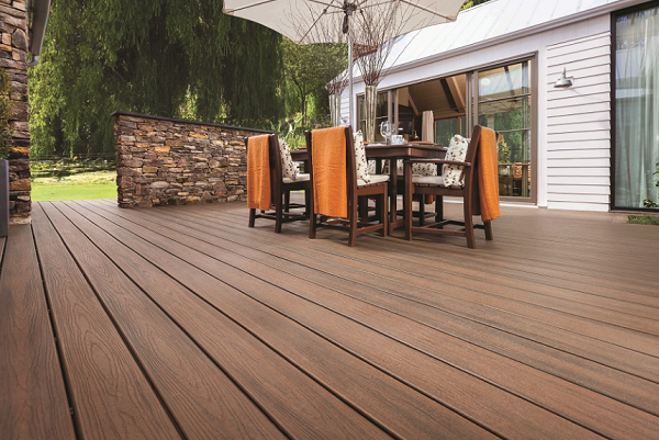 go nhua ngoai troi cao cap