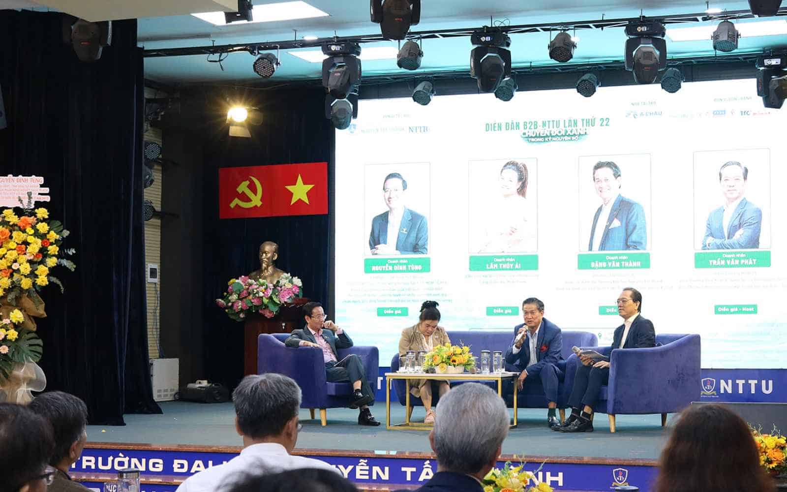 Dien-dan-B2B-NTTU-lan-thu-22