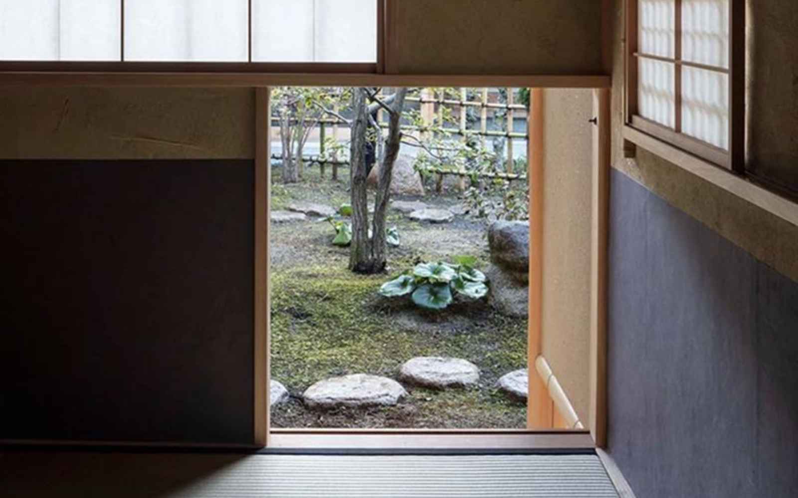 Lối vào trà thất