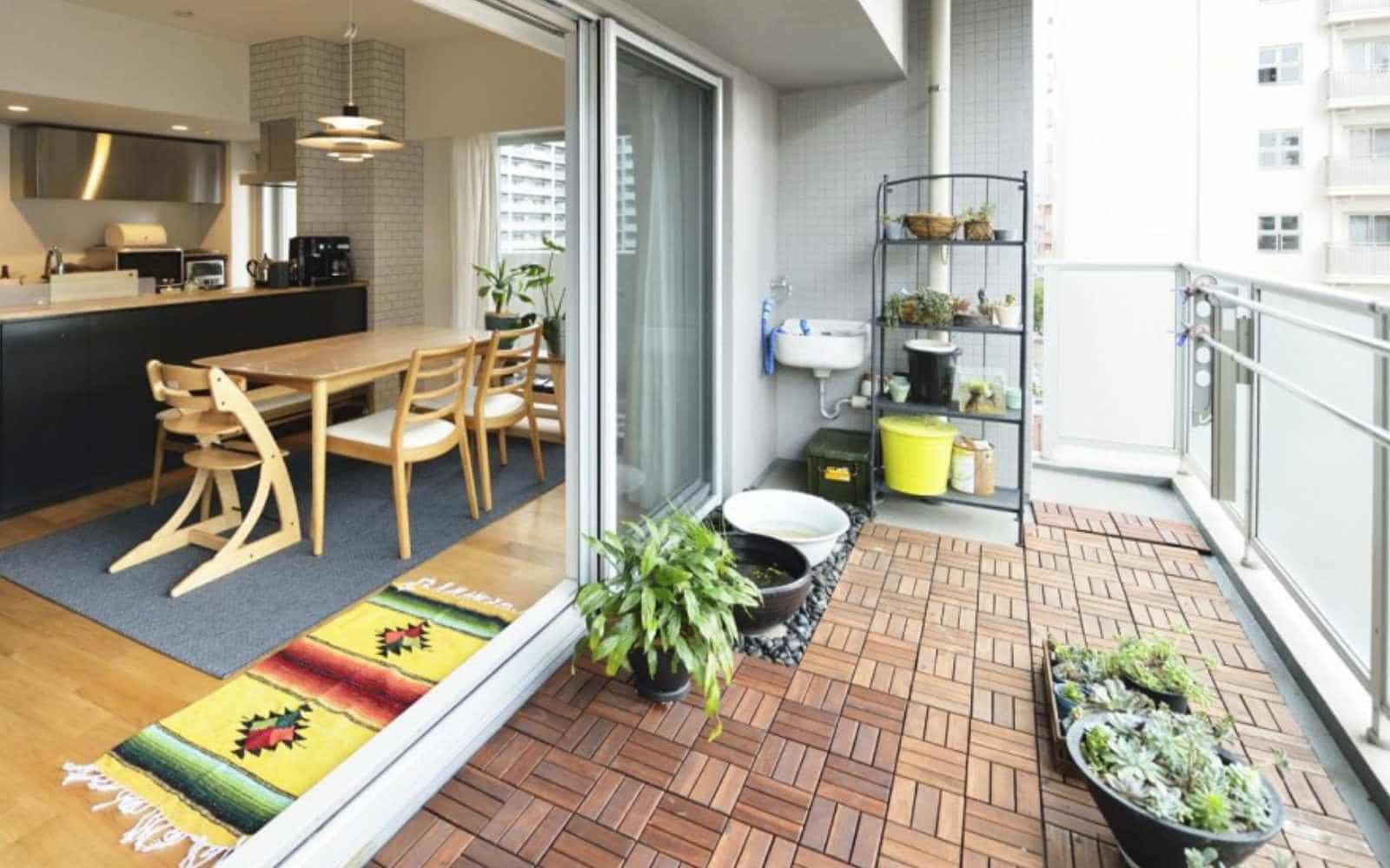 thiết kế ban công thành khu vườn