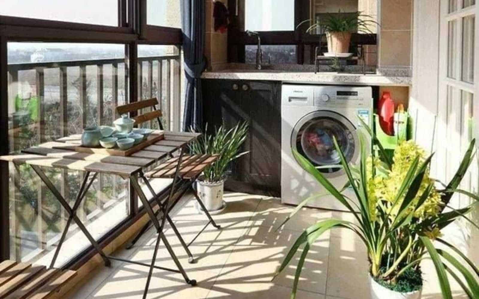 Bo-tri-noi-that-ban-cong-logia-phong-cach-Nhat