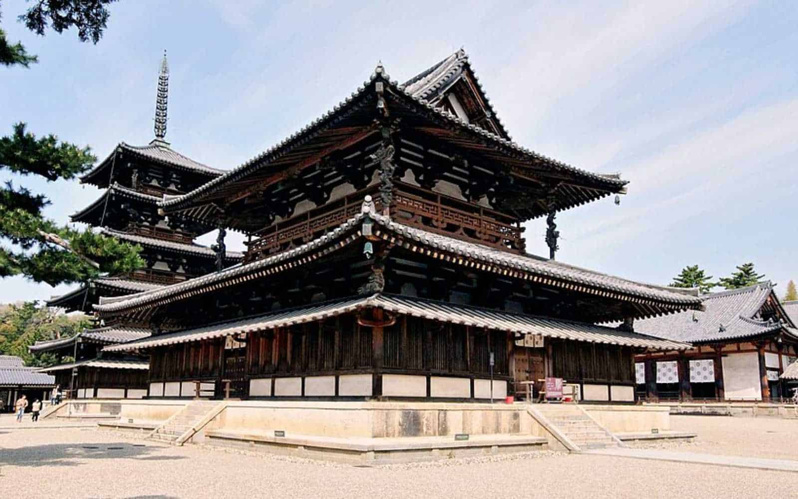 Su-du-nhap-cua-Phat-giao-trong-kien-truc-Nhat-Ban